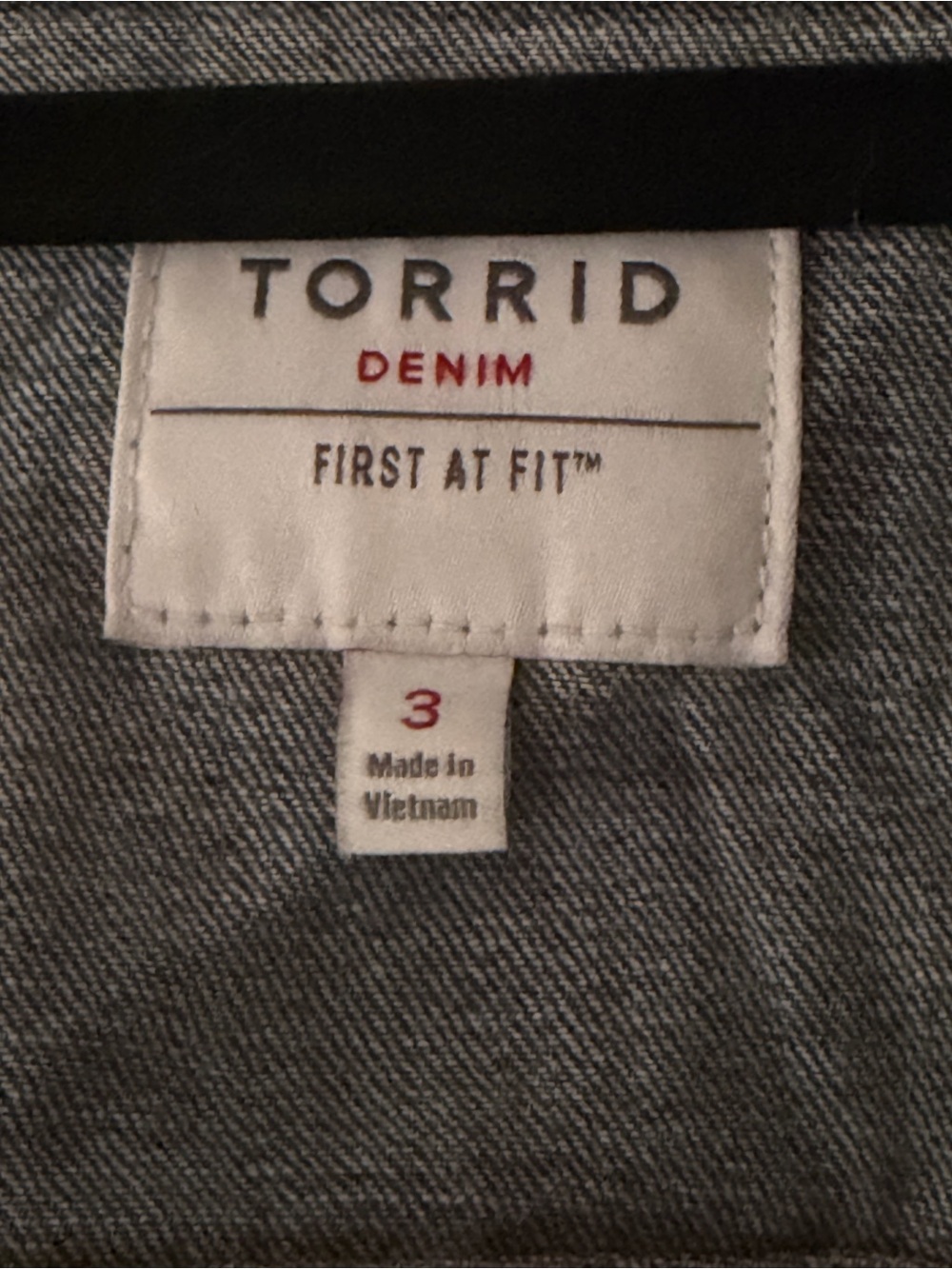torrid faded light blue cropped denim jacket - Picture 2 of 6